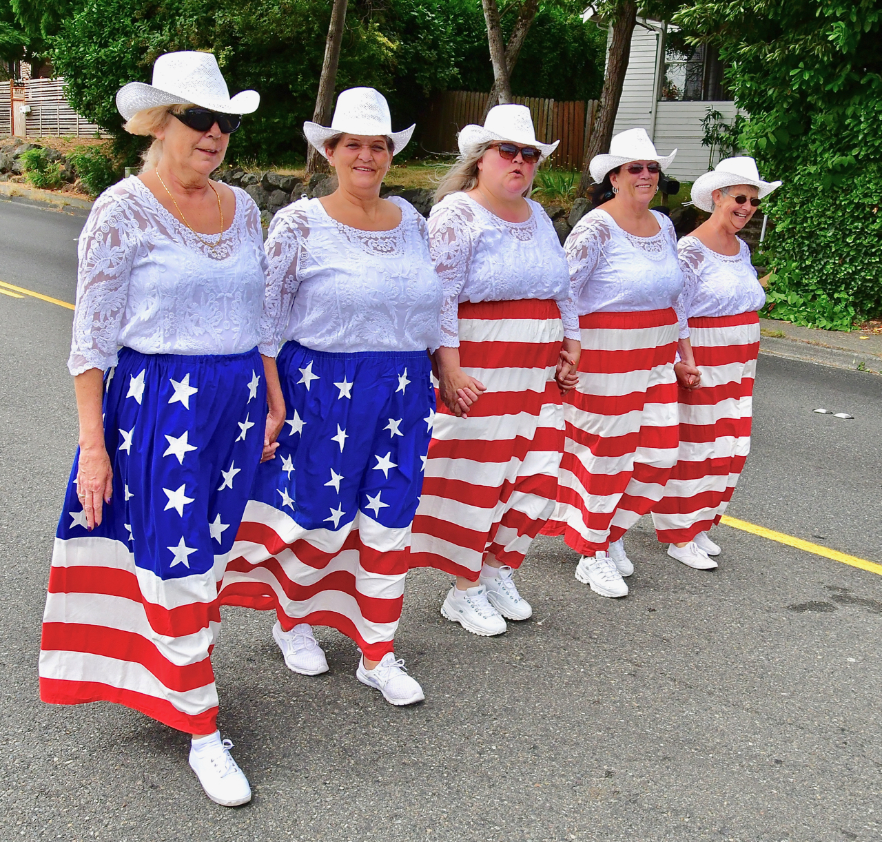 flag ladies