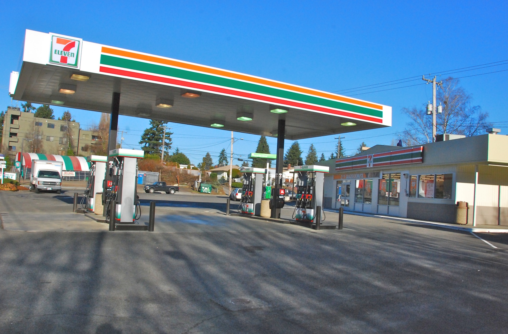 New Sterling 7-Eleven holds grand opening today - The Burn