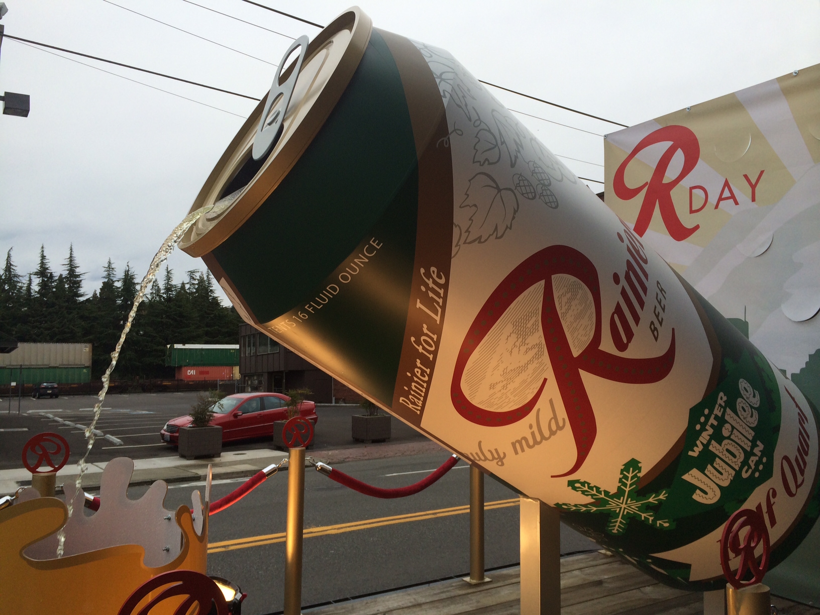 Pitchers of Beer: The Story of the Seattle Rainiers
