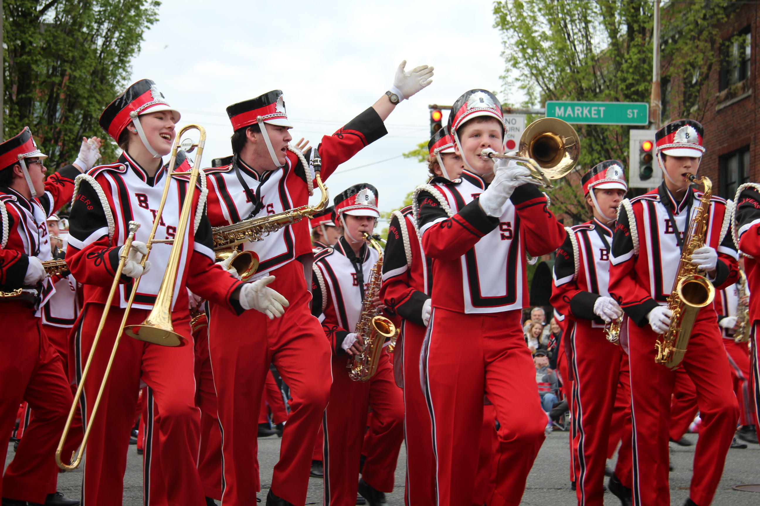Syttende Mai Parade attracts thousands to Ballard, inspires smalltown
