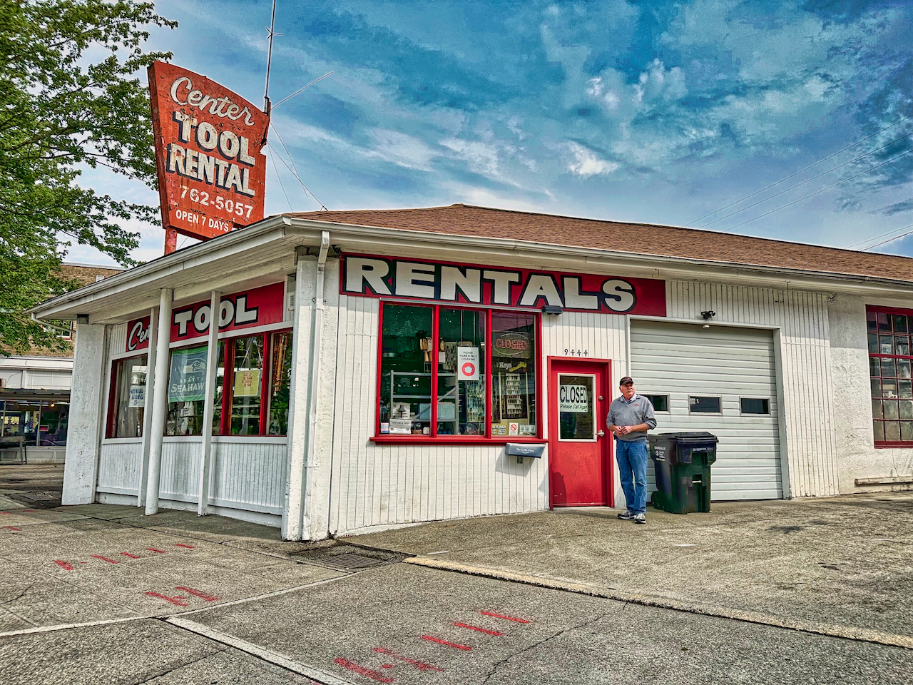 Tool rental in the center