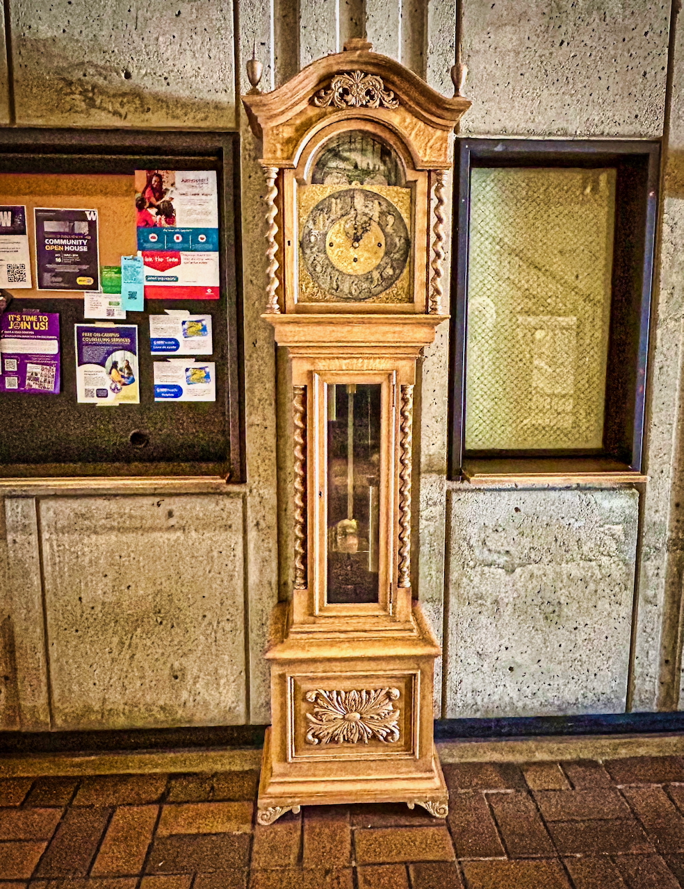 The Schmitz Grandfather clock