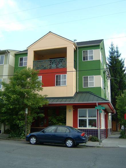 news09.jpg news09.jpg