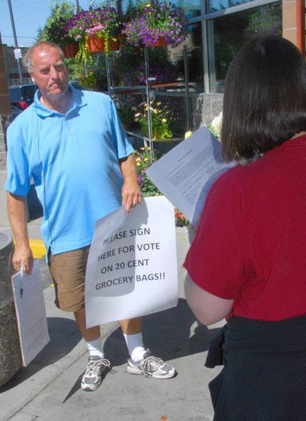 news03.jpg news03.jpg