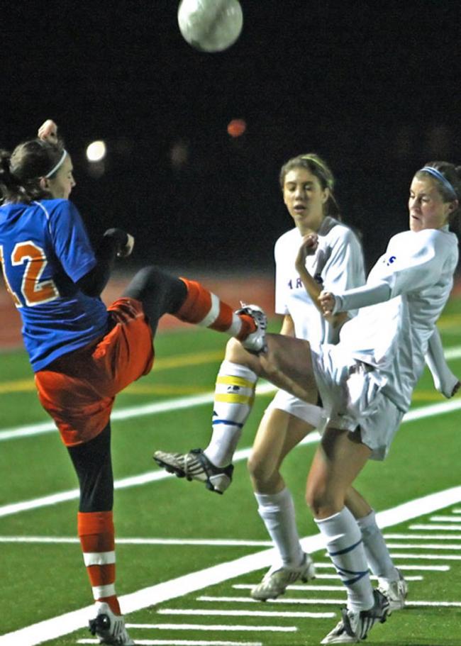 111309HTsports01.jpg