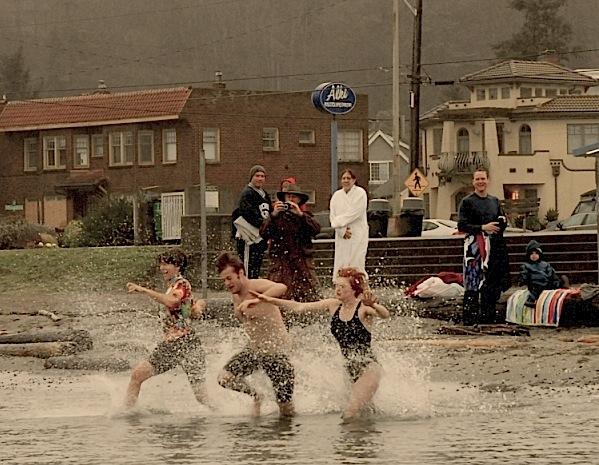 Polar Swim 2009.jpg